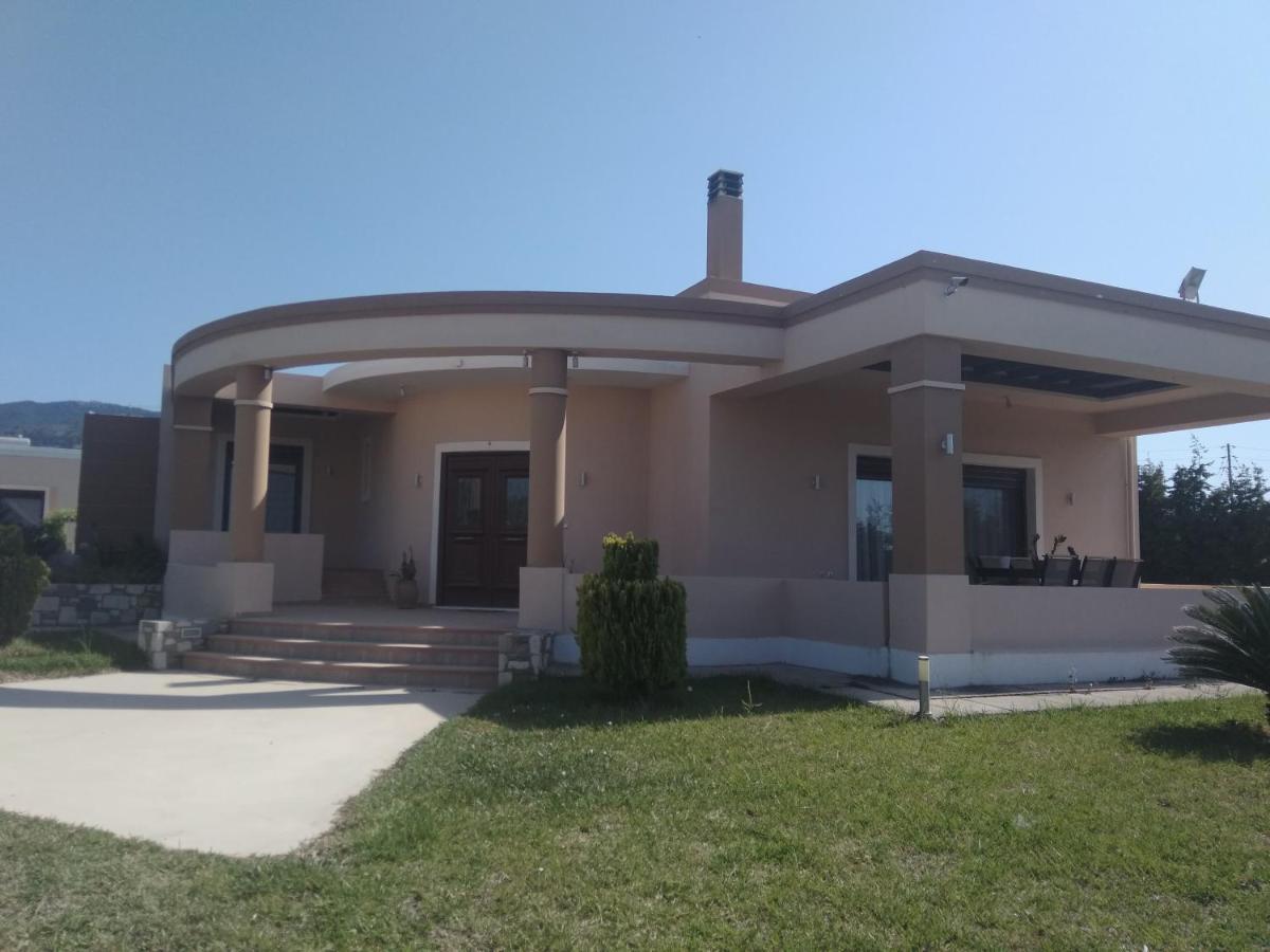 Kos Villa - Family Comfort With Large Garden, Jacuzzi Exterior photo