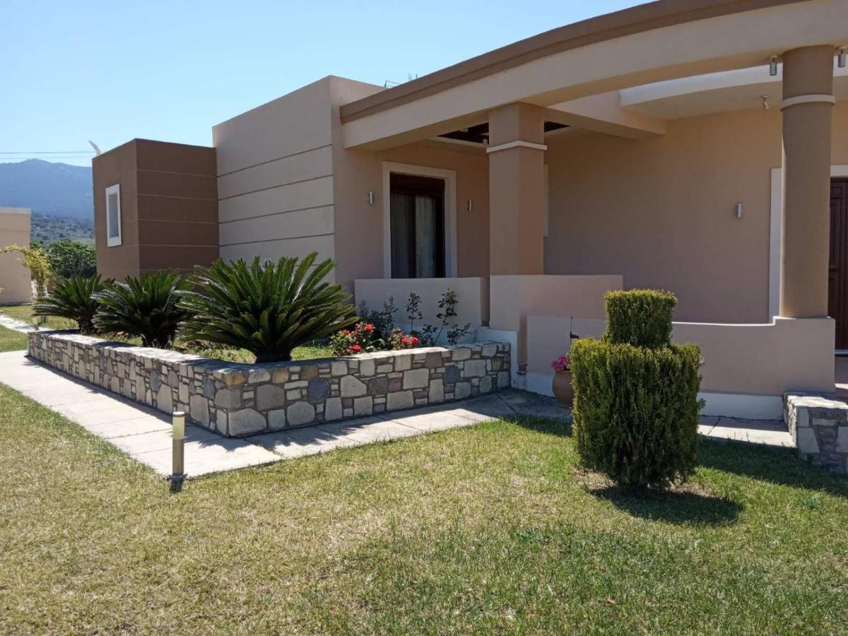 Kos Villa - Family Comfort With Large Garden, Jacuzzi Exterior photo